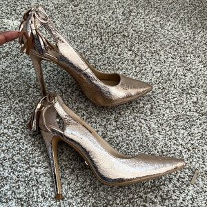 NWOT Rose Gold Bebe Heels with Fringe Tie look  Size 6